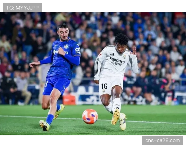 深度调查：为满足欧足联决赛要求，塞维利亚主场进行的紧急5G网络扩容工程